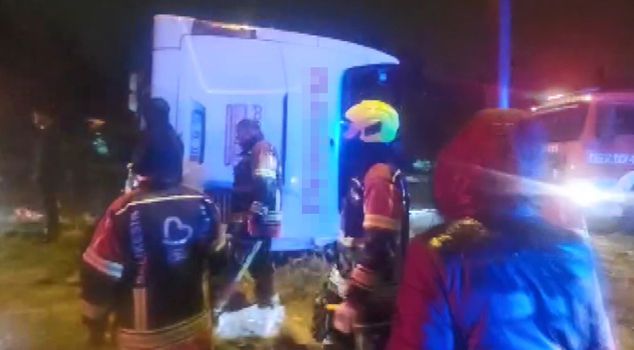 Passenger bus overturned in Balıkesir! 3 people died, 31 people injured