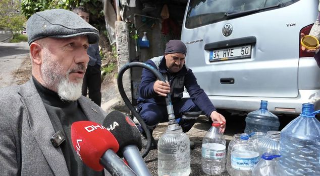 In the heart of Istanbul: No water for 4 days, they queued up with containers