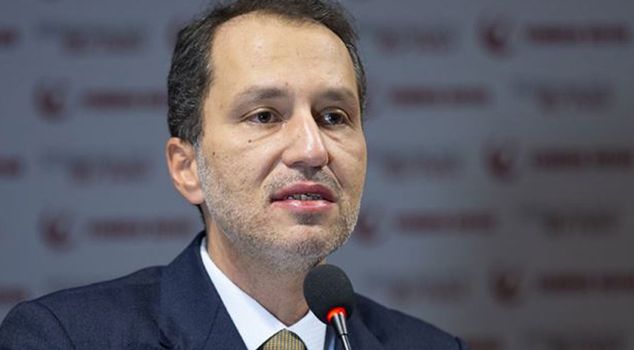 Фатих Эрбакан поздравил Амедспор с выходом в Суперлигу.