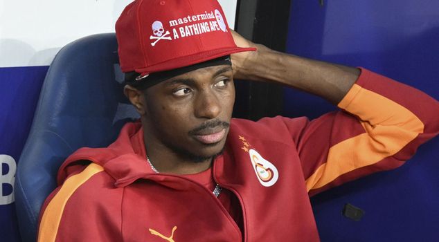 Famous name sends critical warning to Osimhen: Stay away from that team