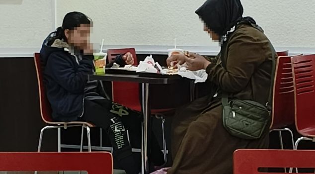 Administrative fine from the ministry for discrimination allegations at a hamburger chain