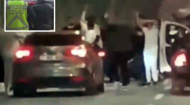 A total of 720 thousand TL fine was given to 4 drivers who celebrated in the tunnel and stopped traffic.