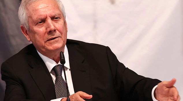 Азиз Йылдырым назначает тренера, которому доверит «Фенербахче»