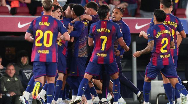 برشلونة التي أطاحت بريال مدريد في الكلاسيكو، تتوج بطلة لليغا للمرة التاسعة والعشرين في تاريخها