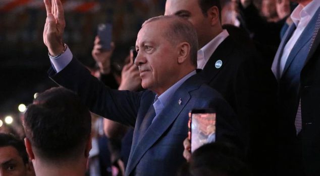 President Erdogan to the youth: Do not allow those who want to use you for their dirty purposes.