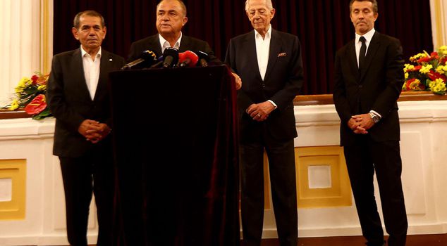 Galatasaray's legends came together on the 26th anniversary of the UEFA Cup.