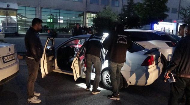 The fight between youths arguing on social media in Malatya ended in bloodshed at a children's park.