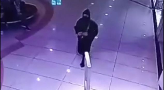 Вор с 48 судимостями пойман в простыне