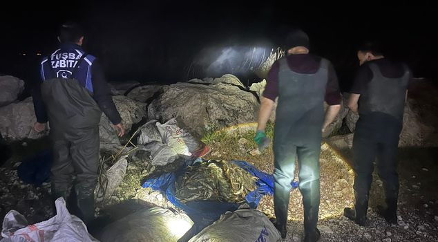 1 ton of dead and 200 kg of live pearl mullet caught in illegal fishing in Tuşba