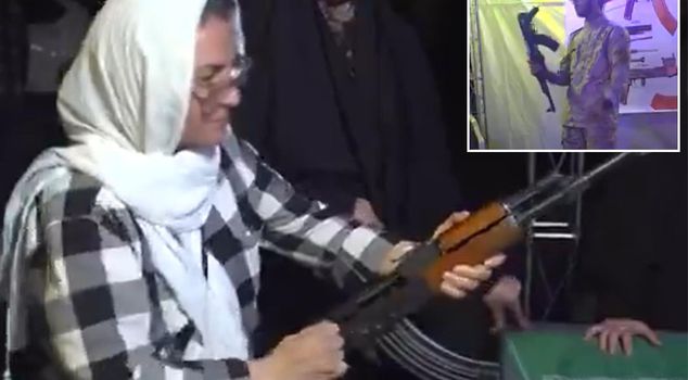 War alarm in Iran! Civilians are being trained with AK-47s.