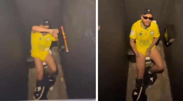 They caught Neymar while he was using the toilet