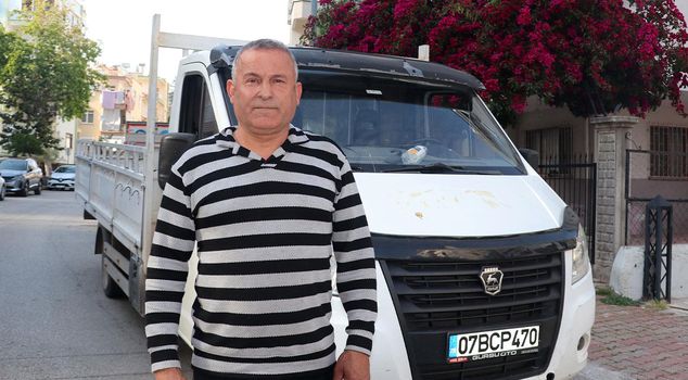 He wanted to convert the tow truck he bought into a pickup truck, but learned that the license was fake.