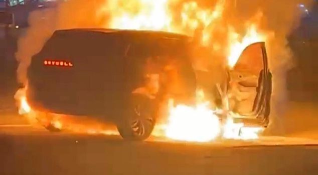 An electric vehicle burst into flames while driving
