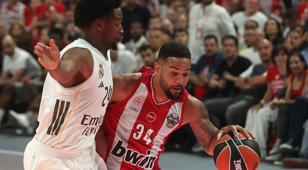 Чемпион EuroLeague - Олимпиакос