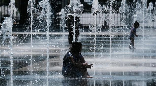 Seven people died in France due to extreme heat.