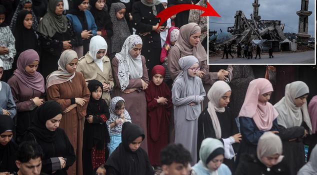 Eid prayer was performed in Gaza amidst the rubble of destroyed mosques.