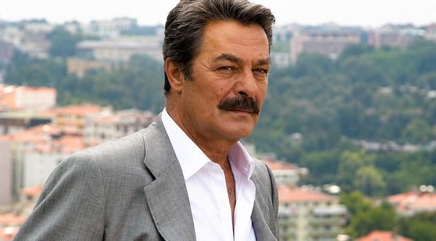 It's been days since the intubation! There is news from Kadir İnanır.