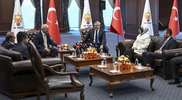 Holiday traffic among political parties! AK Party and CHP made a surprise