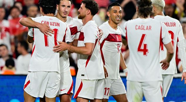 فريقنا الوطني يكتسح مقدونيا الشمالية خارج أرضه