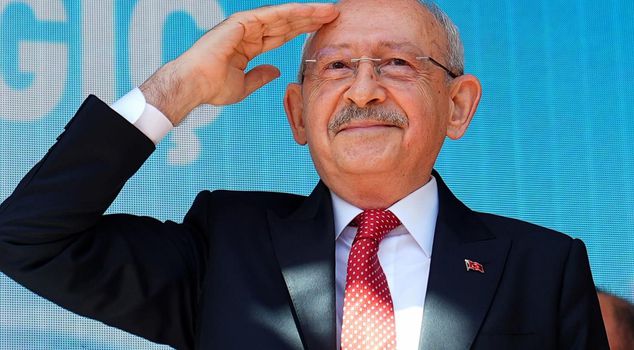 هل يصبح مستشارًا رئيسيًا لكليجدار أوغلو؟ تصريح خاص من أيهان بيلجين لموقع Haberler.com