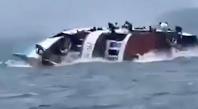 11 people lost their lives when a boat capsized in the Democratic Republic of the Congo.