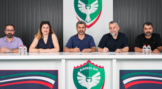 Serkan Reçber, who left Beşiktaş, signed for Amedspor.