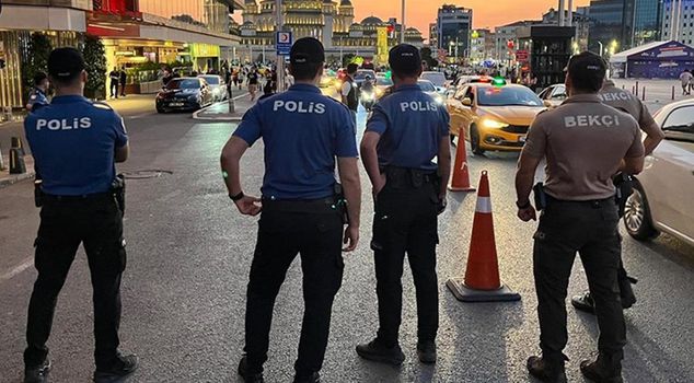1018 people were detained in Istanbul last night.