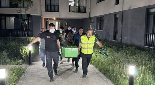 A body was found in a house in Düzce after a smell was noticed.