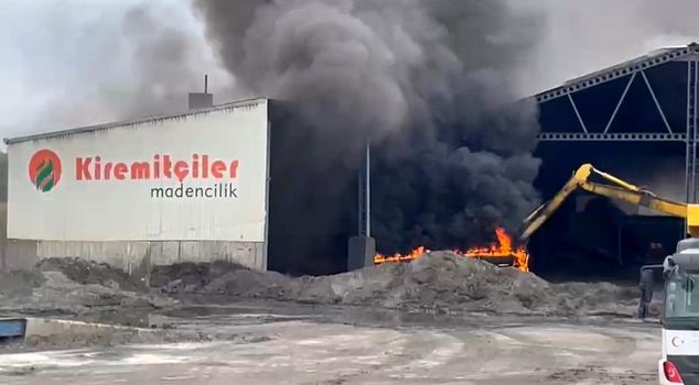A fire broke out at the mine facility where the protest continues in Edirne.
