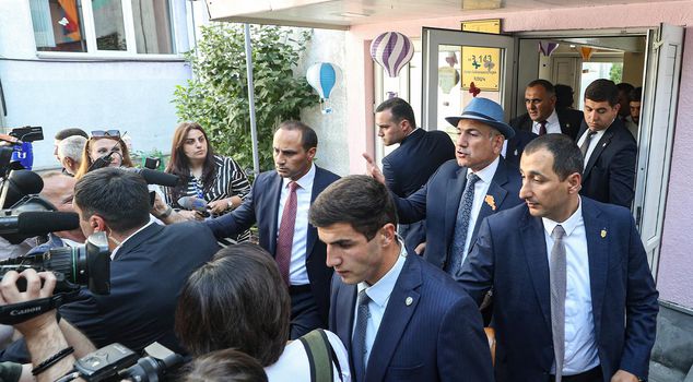 Armenian Prime Minister Pashinyan sent a message to Turkey after casting his vote