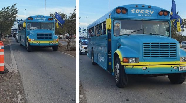 The bus of the Curacao National Team, which will participate in the World Cup for the first time in history, has become a sensation.