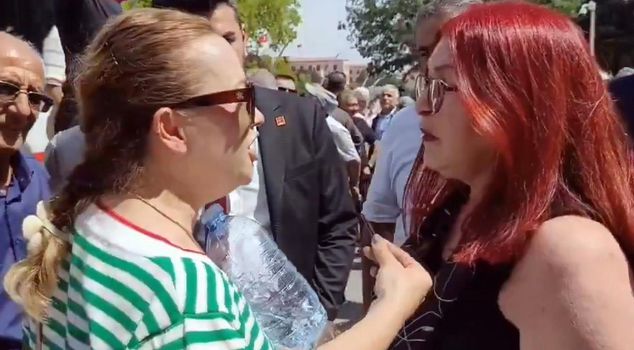 Драка женщин из партии CHP между Озелем и Кылычдароглу: в воздухе летали оскорбления
