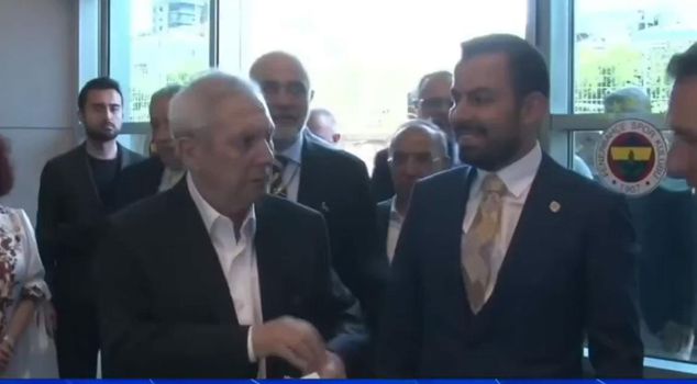 المشهد الذي طغى على حفل تسليم المنصب في فنربخشة