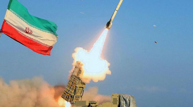 Иран нанес серьезный ответный удар по США! Авиабаза Эль-Азрак в Иордании была поражена 12 баллистическими ракетами.