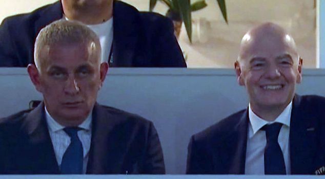 The harsh glare of TFF President İbrahim Hacıosmanoğlu marked the broadcast.