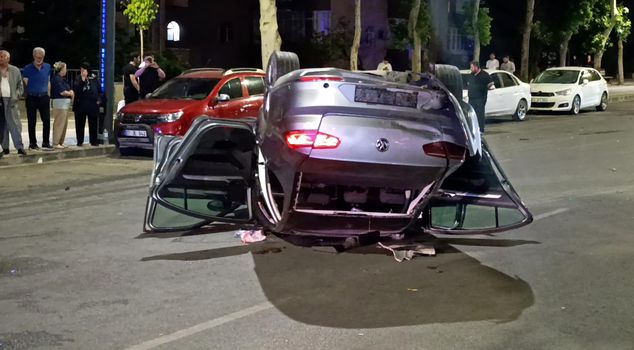 A racing in traffic ended in an accident in Kahramanmaraş: 5 injured