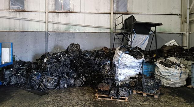Vehicle and engine parts that needed to be shipped abroad were seized in a warehouse.