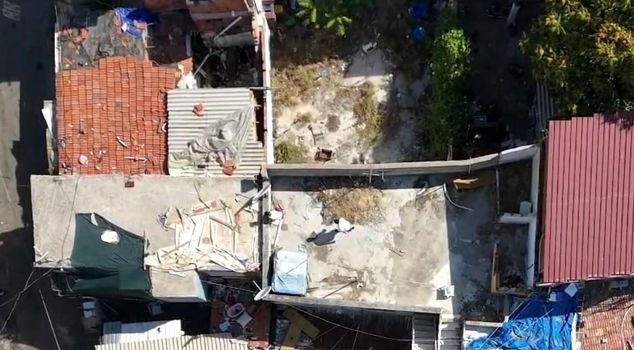 A movie-like operation in Konak! Fugitives couldn’t escape: Guns, drugs, and money...