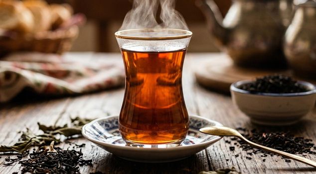 ظهور صبغة كيميائية من أكياس الشاي لشركتين عملاقتين