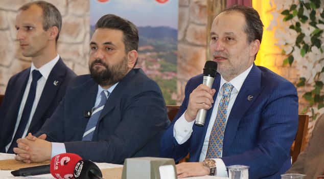 Yeniden Refah leader Fatih Erbakan announced the party they will form an alliance with.