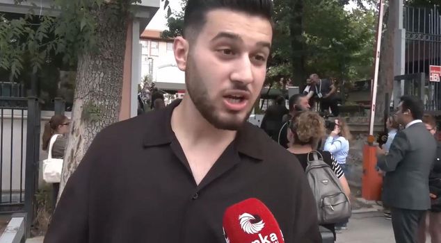The young person who took the university entrance exam complains about the National Team.