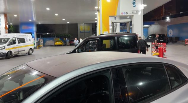Armed attack at a fuel station in Eyüpsultan: 3 injured