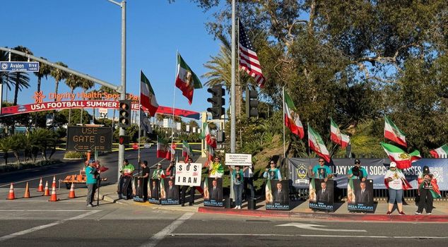 Iran's national football team was once again greeted with protests in the USA.