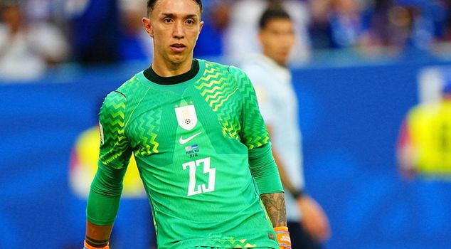 Muslera, the focus of reactions, broke his silence: I'm late, I'm sorry