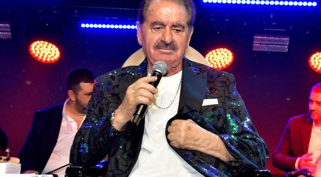 Comments pour in on İbrahim Tatlıses's daughter-in-law's bikini photos
