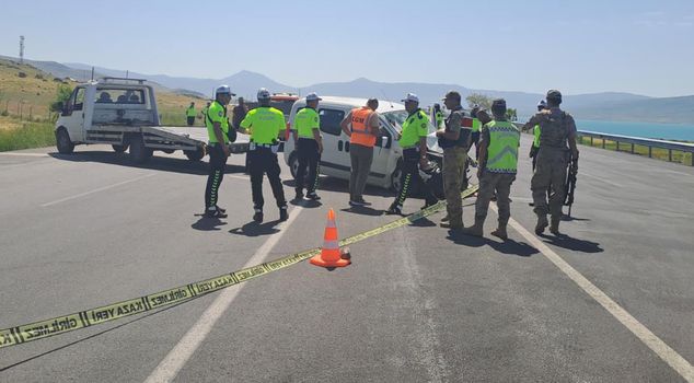 Heartbreaking accident in Van! 1 soldier martyred, 4 soldiers injured