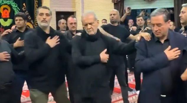 Pezeshkian participated in the Ashura mourning ceremony! He lamented accompanied by Turkish dirges.