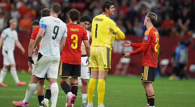This is the World Cup! They made their opponent regret stepping onto the field.