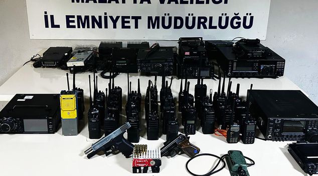 In Malatya, 6 individuals allegedly caught listening to police frequencies have been apprehended.