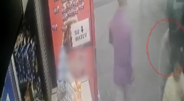 They were caught red-handed while pickpocketing in Şişli; the 14-year-old suspect had a criminal record of 470 offenses.